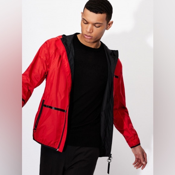 Armani Exchange Black Crew Neck Sweater
Product 3KZM1D ZMS8Z 1200 - Picture 4 of 7